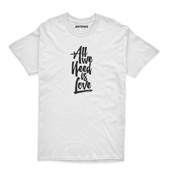 Remera All We Need is Love