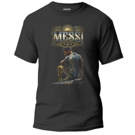 Remera Messi Sentado con La Copa